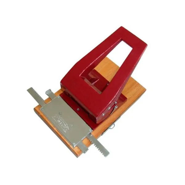 Perforadora mit autoc.reforzada con base de madera