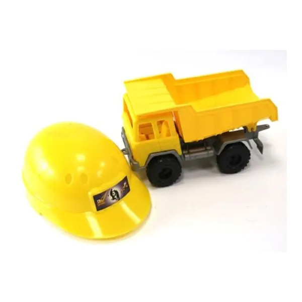 Camión volcador con casco