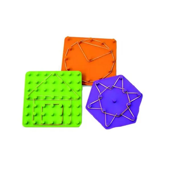Geoplano playstik plástico 3 tableros + 11 bandas