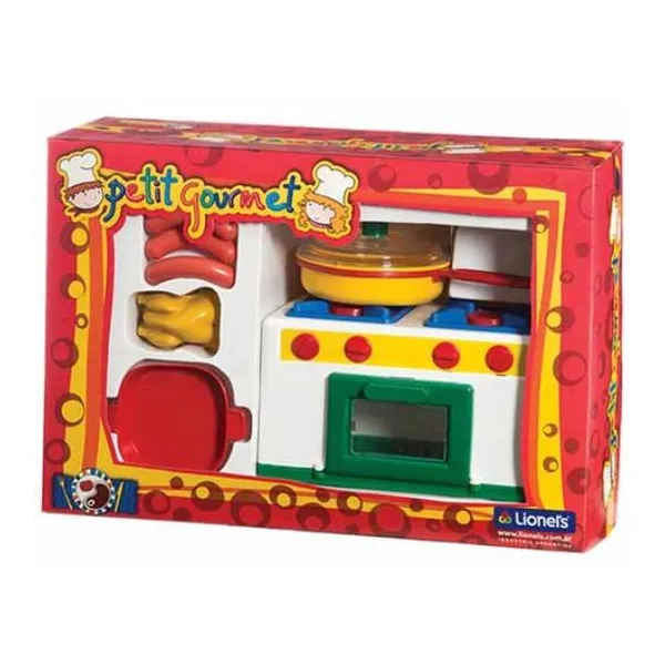 Cocina con horno y accesorios