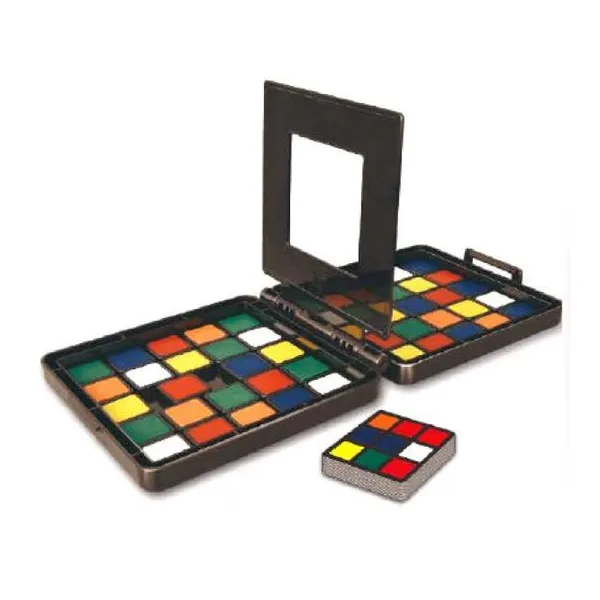 Color race travel game