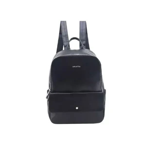 Mochila 13" amayra simil cuero bolsillo solapa negra