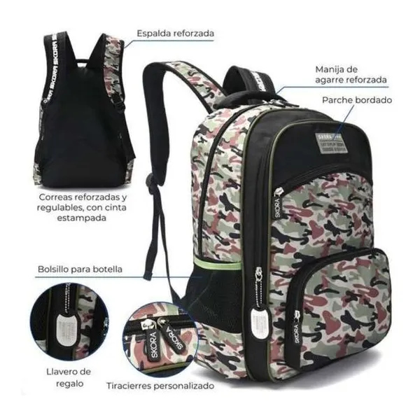 Mochila camo 18 pulg con llavero 32x45x15 cm